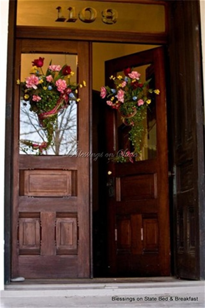 Фото Blessings on State Bed & Breakfast