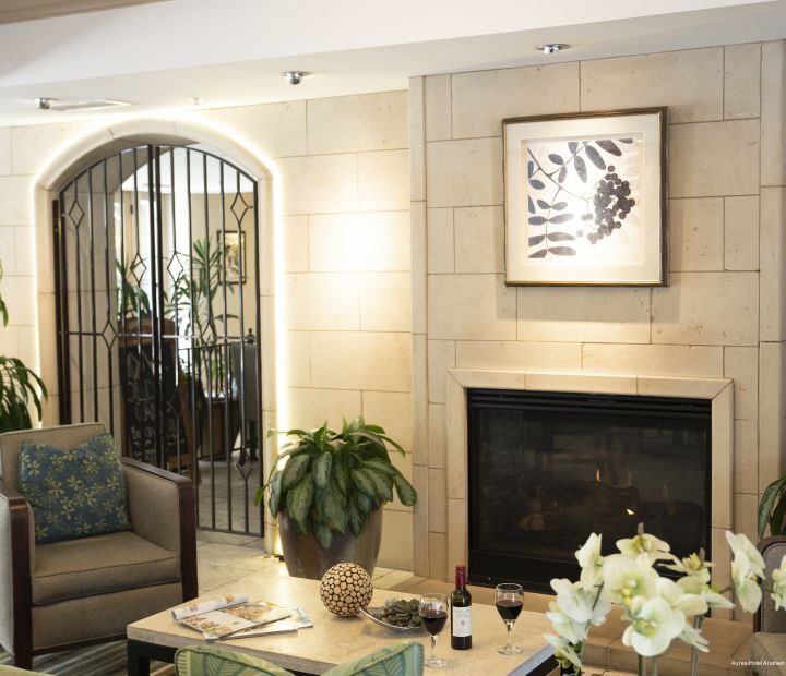 Фото Ayres Hotel Anaheim