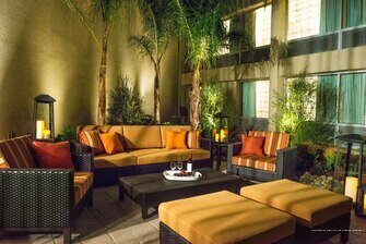 Гостиница Courtyard by Marriott Los Angeles Woodland Hills в Лос-Анджелесе