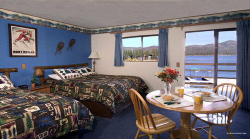 Гостиница Big Bear Lakefront Lodge