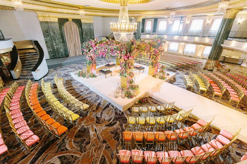 Фото InterContinental Chicago Magnificent Mile, an Ihg Hotel