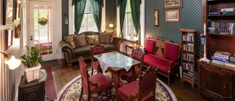 Фото The Steamboat House Bed & Breakfast