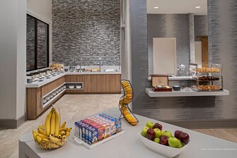 Фото Delta Hotels by Marriott Richmond Downtown