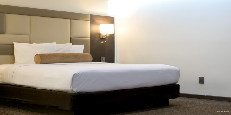 Фото Hotel Xilo Glendale