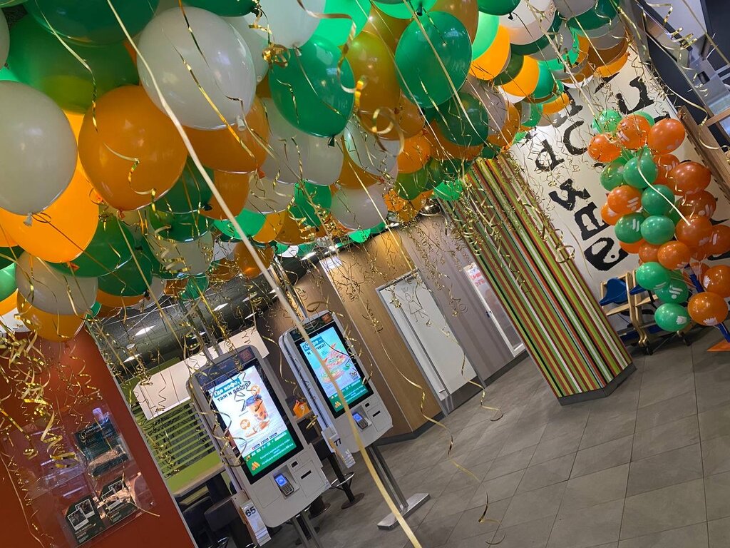Вкусно и точка просп ленина 10б фото Вкусно и точка" восстановила долю McDonald’s на российском рынке Общество Селд