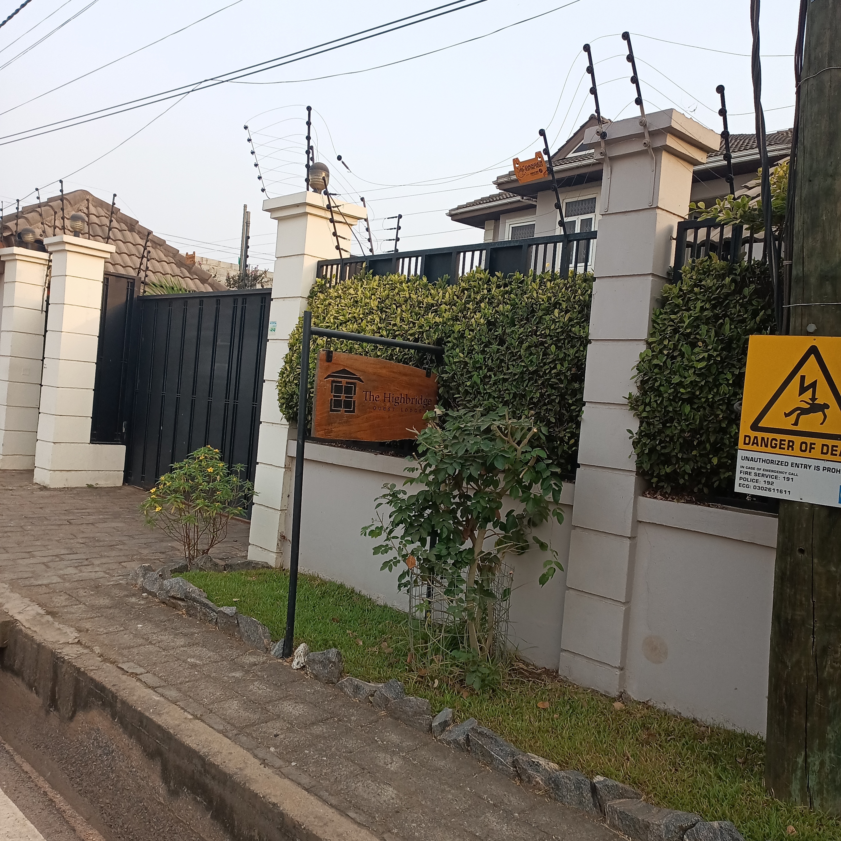 Фото The Highbridge Guest Lodge