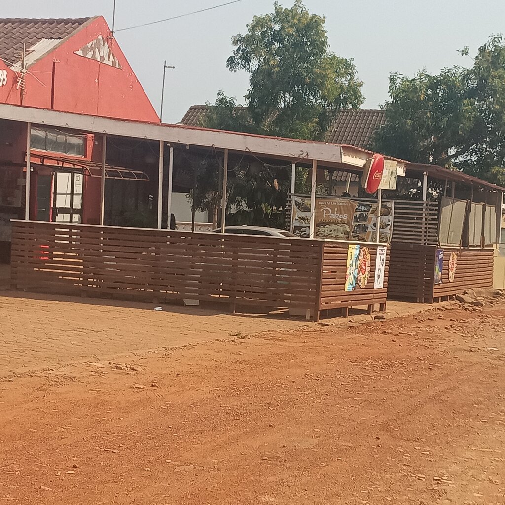 Bar, pub Pakos, Earth, photo