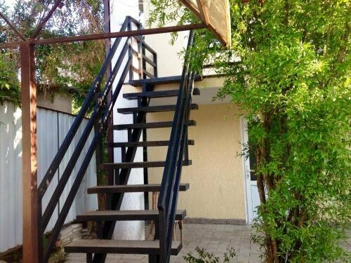 Гостиница Розалин в Гудауте