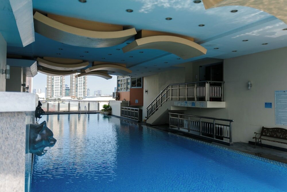 Фото Regency Grand Suites