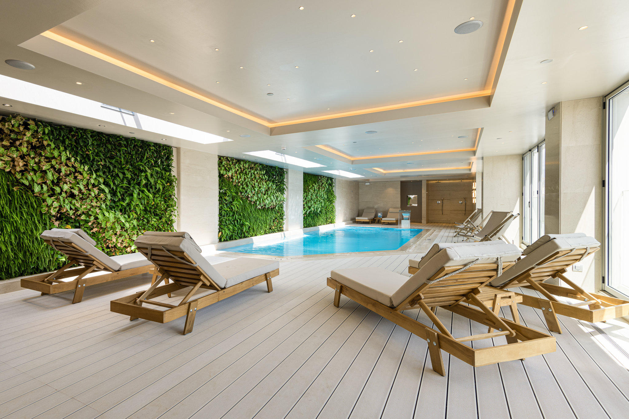 Фото Holiday Inn Thessaloniki, an Ihg Hotel