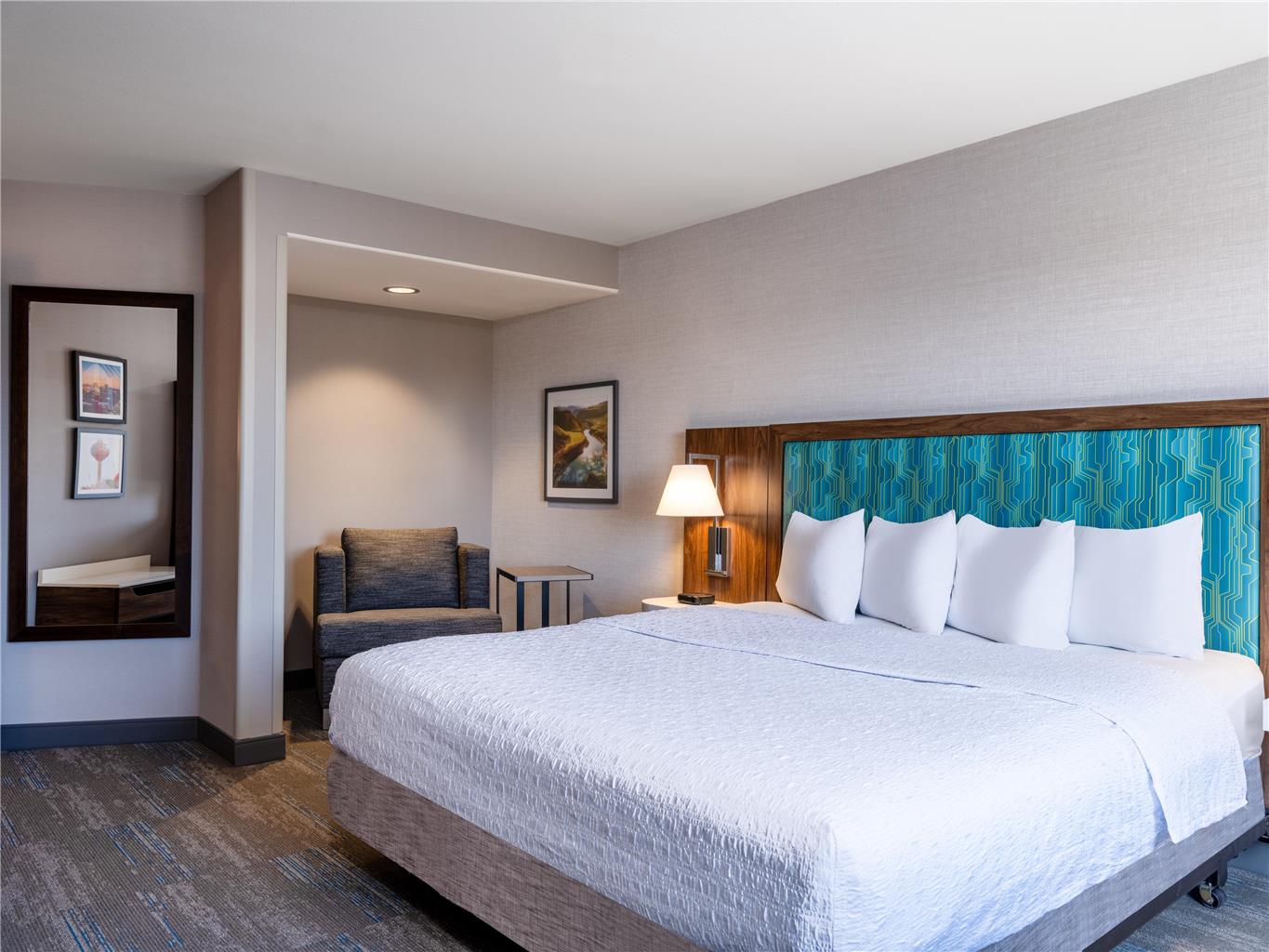 Фото Hampton Inn & Suites Boise-Meridian