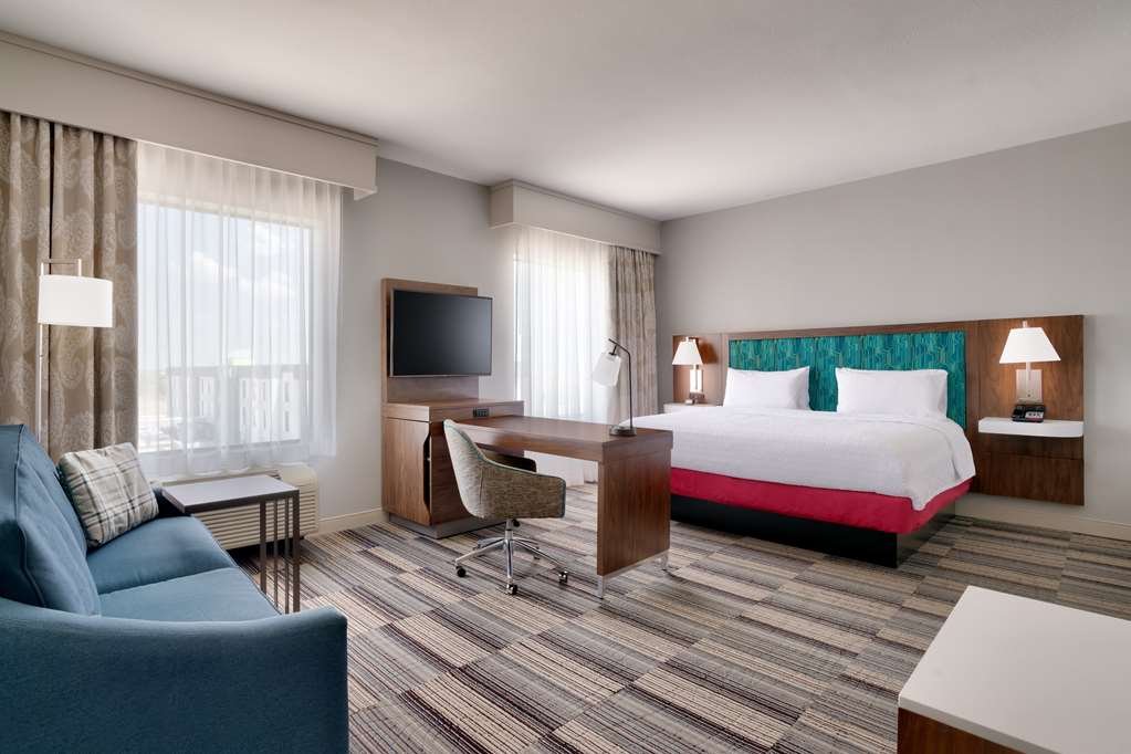 Фото Hampton Inn & Suites Ft. Worth-Burleson