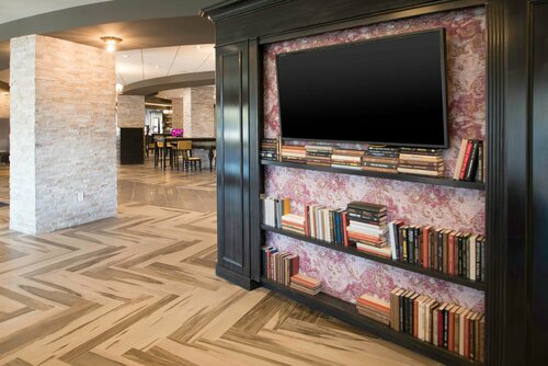 Гостиница Crowne Plaza Saddle Brook, an Ihg Hotel в Патерсоне