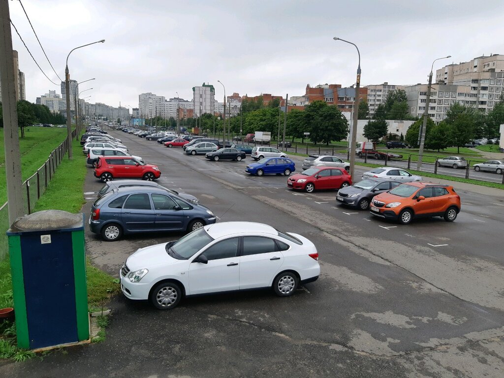 Otoparklar Автостоянка, Minsk, foto