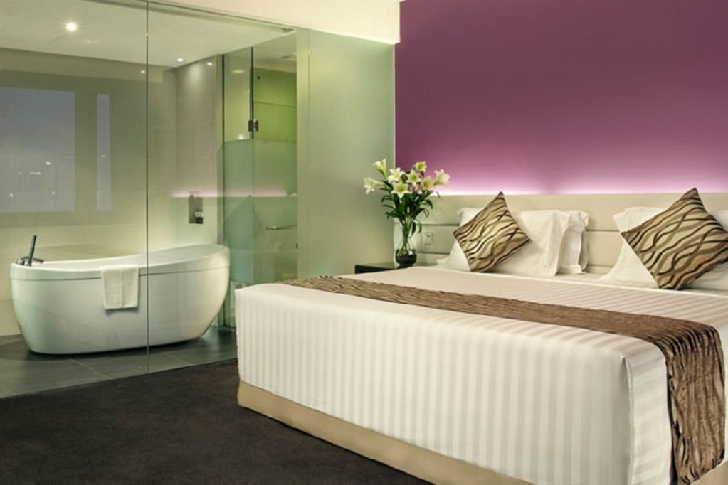 Фото Furama City Centre