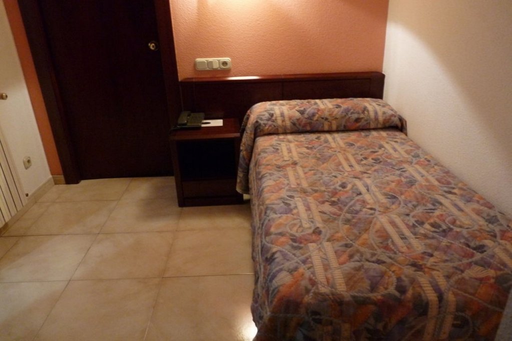 Фото Hotel Tudel