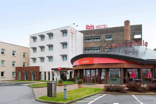 Внешний вид отеля Ibis Pontivy в Понтиви, фото 3