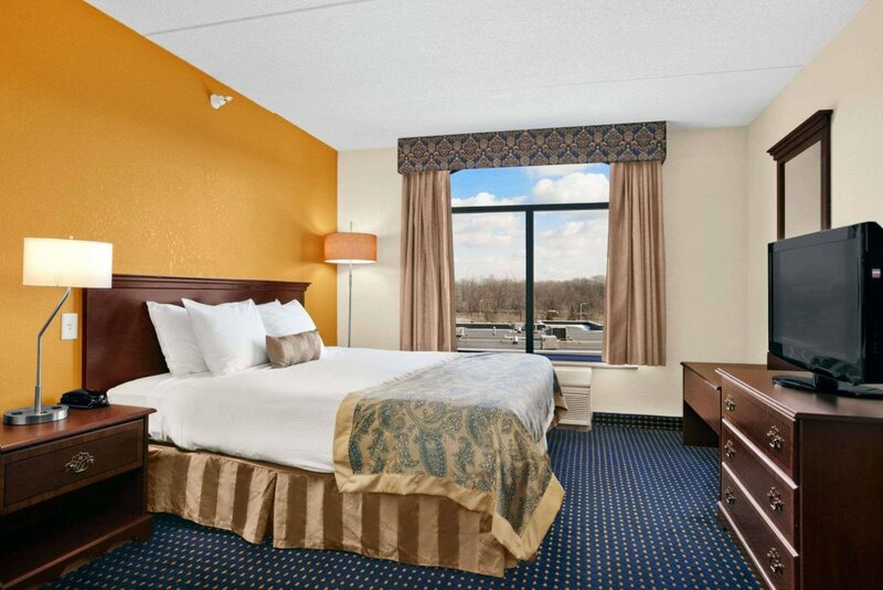 Гостиница Comfort Inn & Suites Voorhees/Mt. Laurel