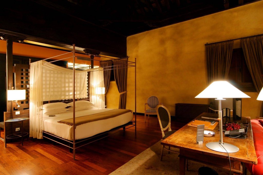 Фото Hotel Palacio de Santa Paula, Autograph Collection