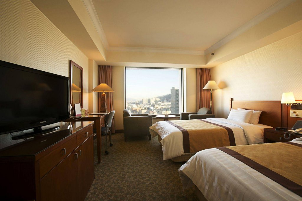 Фото Hotel Paragon