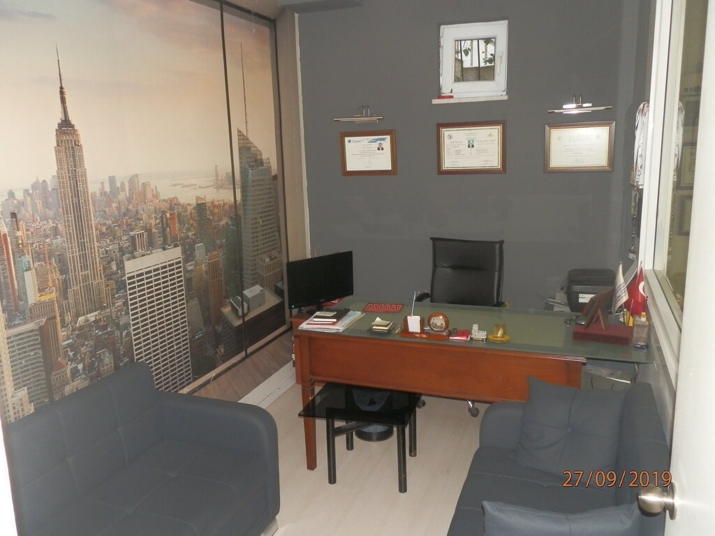 Real estate agency Gencler Emlak, Istanbul, photo