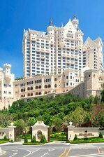 Фото The Castle Hotel a Luxury Collection Hotel Dalian