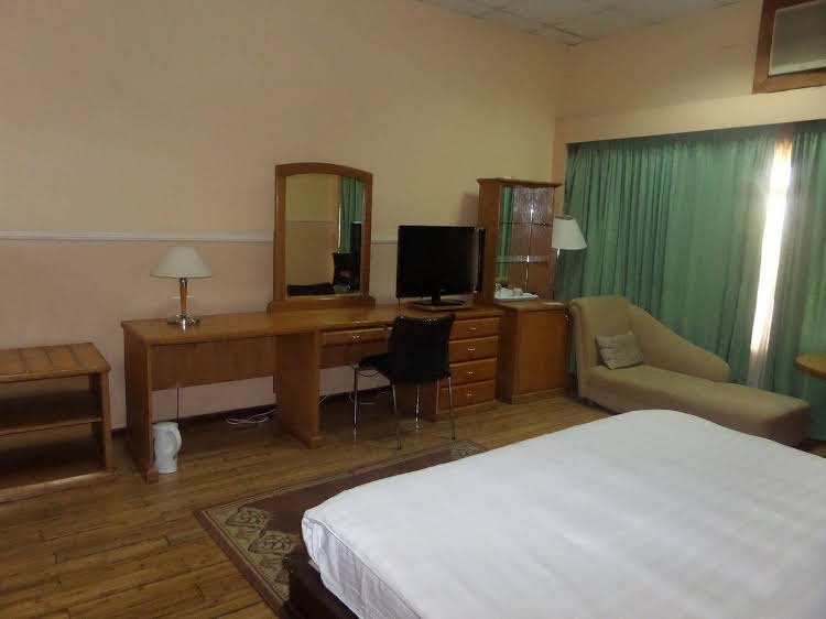 Фото Treasures Suites & Conferences