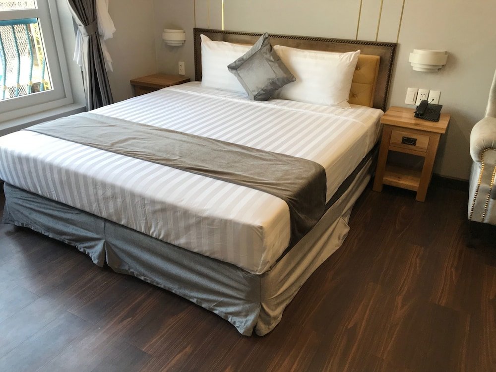 Фото Emerald Central