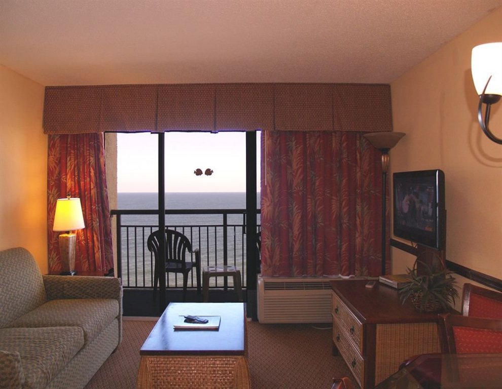 Фото Monterey Bay Suites