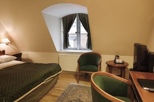 Фото Mayfair Hotel Tunneln