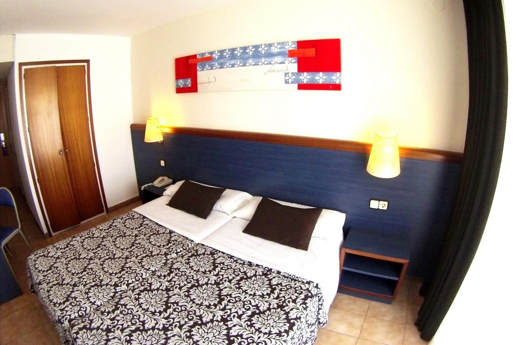 Фото Hotel Miami Calella