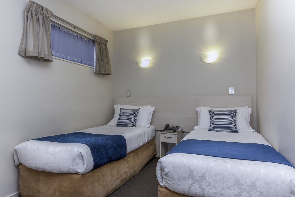 Фото 162 Kings of Riccarton Motel