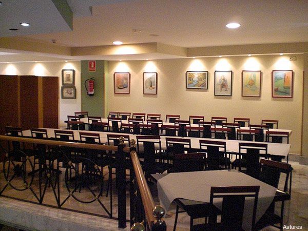 Фото Hotel Astures