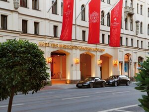 Гостиница Hotel Vier Jahreszeiten Kempinski Munchen