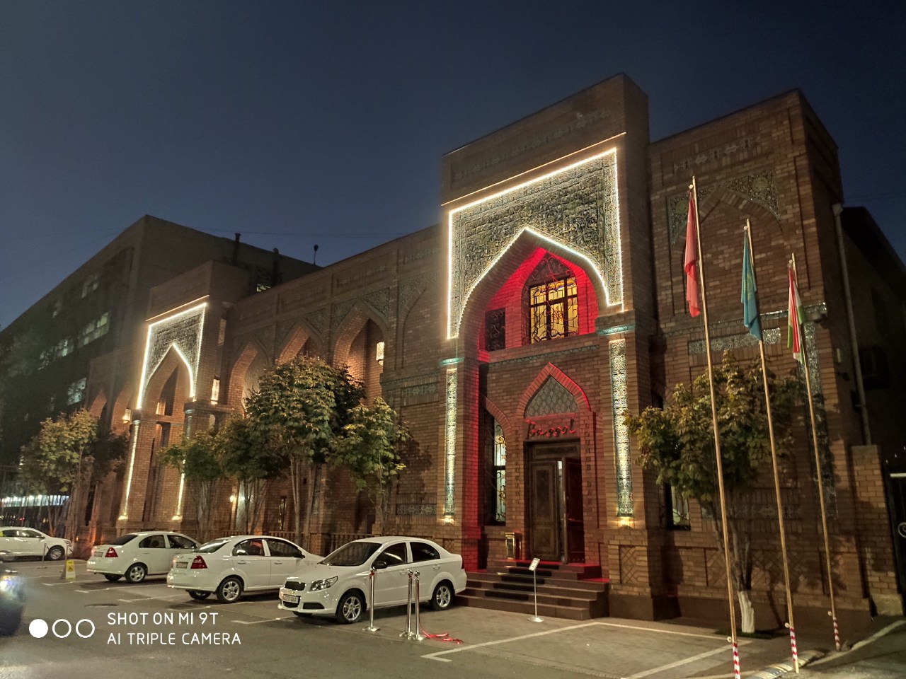 Фото Ichan Qala Premium Class Hotel