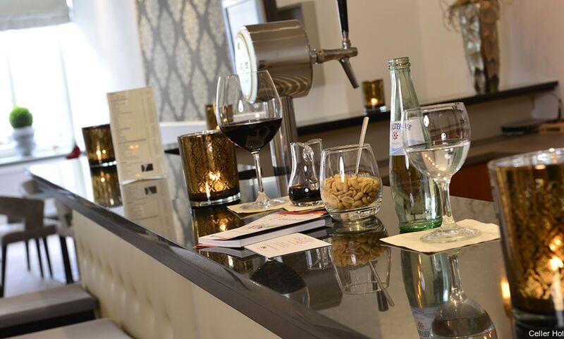 Фото Hotel Celler Hof