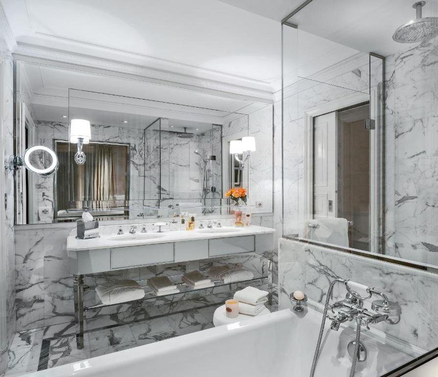 Фото Palazzo Parigi Hotel & Grand SPA