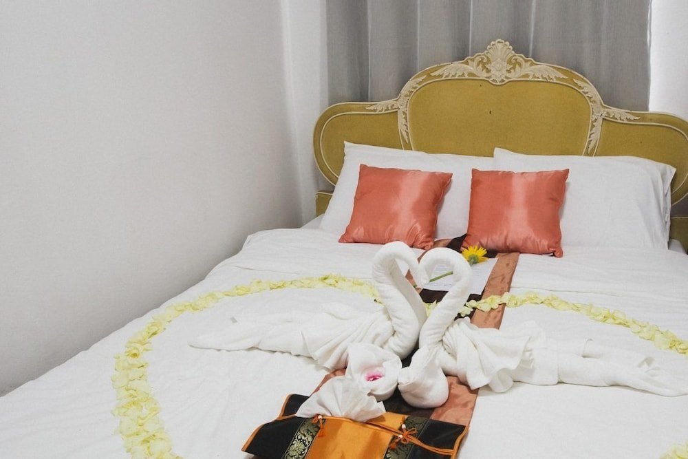 Фото The Antique Riverside