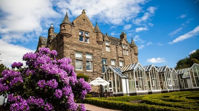 Фото The Landmark Hotel and Leisure Club