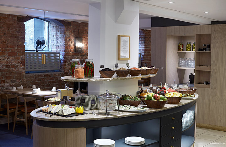 Фото Copenhagen Strand Hotel