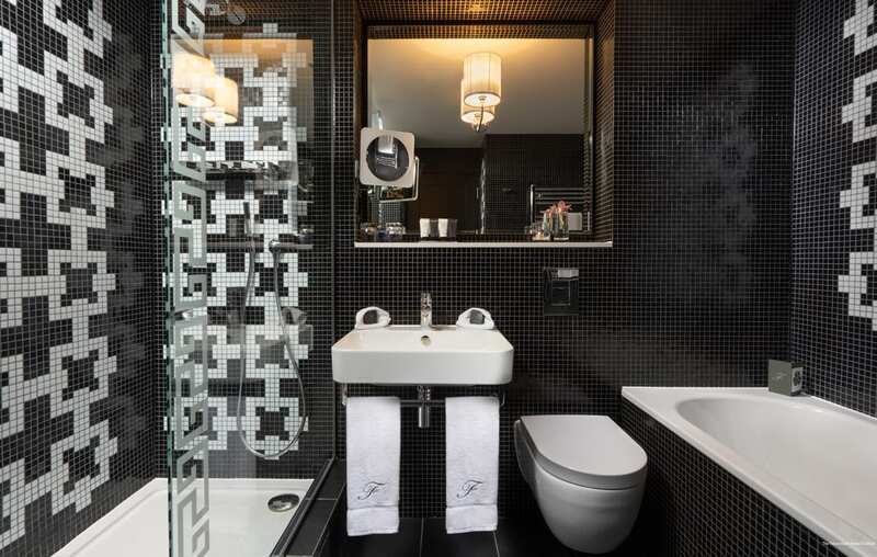 Фото The Fitzwilliam Hotel Belfast