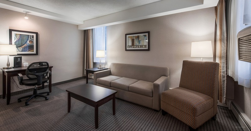 Фото Regency Suites Hotel