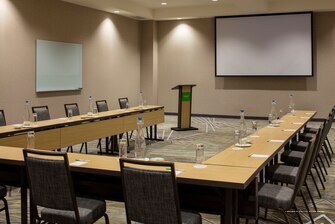 Фото Courtyard by Marriott Prince George