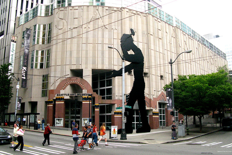 Фото Mayflower Park Hotel