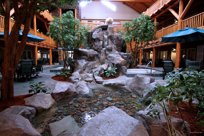 Фото C'mon Inn Fargo