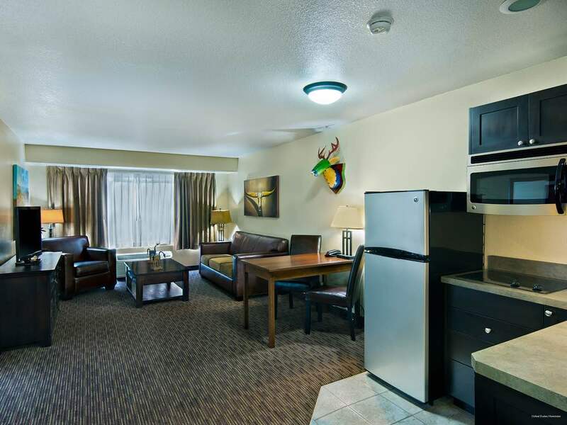 Фото Oxford Suites Hermiston