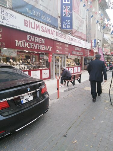 Evren Kuyumculuk Fotoğraf 2