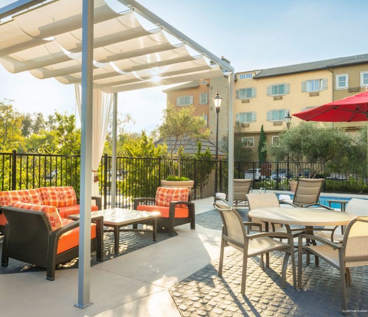 Фото Ayres Hotel Anaheim