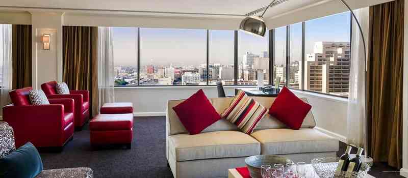 Фото DoubleTree by Hilton Hotel Los Angeles Downtown