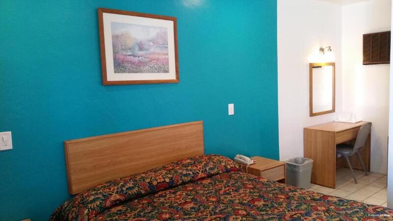 Фото Economy Inn Motel Sylmar